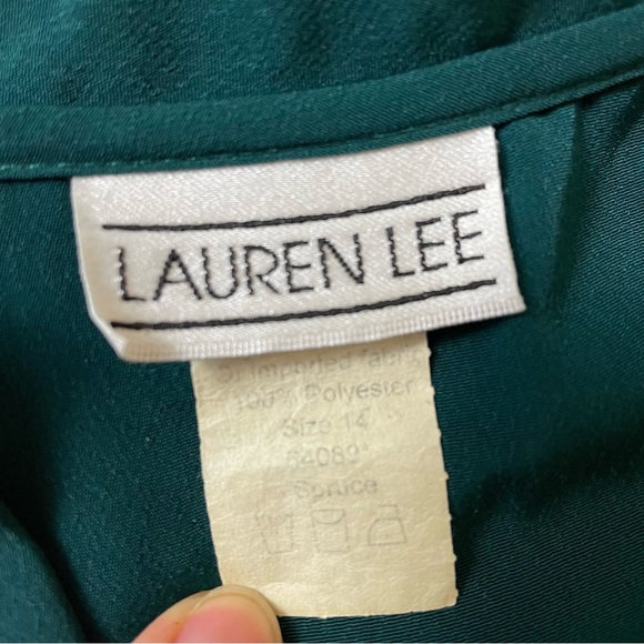 Vintage Green Button Down Blouse - Picture 3 of 6